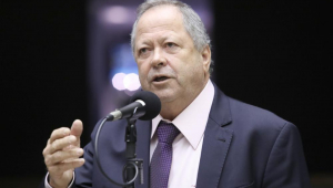 O deputado Chiquinho Brazão antes da prisão