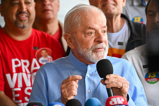 Presidente Lula vota no 1° turno vota em São Bernardo do Campo