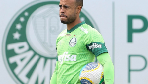 O lateral-direito Mayke do Palmeiras