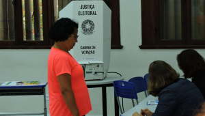 O Colégio Marista Arquidiocesano, no bairro Santa Cruz, zona sul de São Paulo, uma das maiores zonas eleitorais da cidade