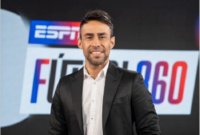 O ex-meia Jorge Valdivia hoje é comentarista da ESPN Chile