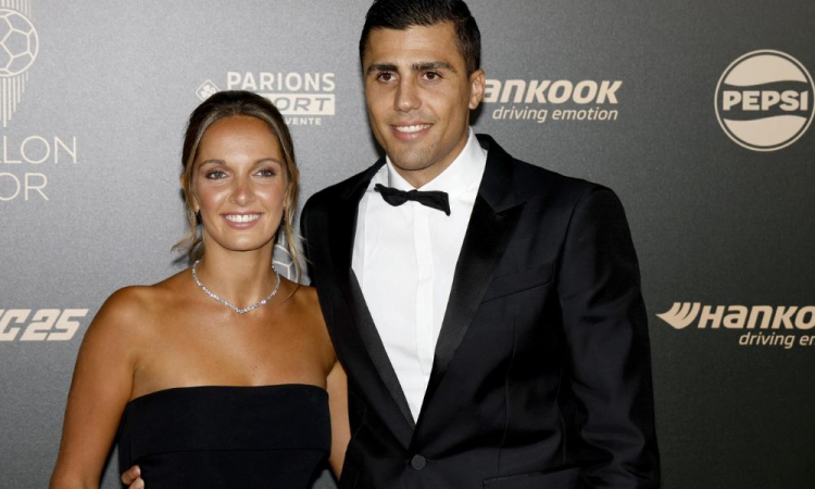 Rodri, do Manchester City, vence Bola de Ouro 2024