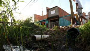 Falta de saneamento básico no bairro Sítio São Francisco, em Guarulhos (SP)