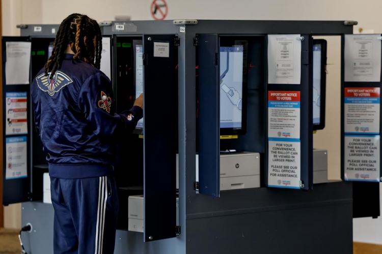 Eleições americanas: condado da Geórgia amplia horário de votação, após ameaça de bomba