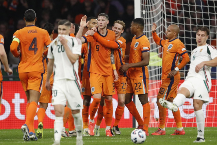 Holanda goleia Hungria em jogo marcado por cena desesperadora com auxiliar húngaro 7 46fc3b7befee751b8c79f6154dda8f9ce74d9437