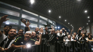 Torcida do Botafogo esgota cinco setores da final da Libertadores na Argentina