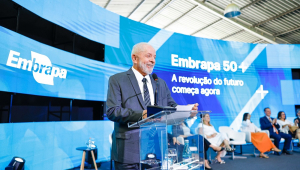 Presidente da República, Luiz Inácio Lula da Silva, durante Cerimônia de Comemoração de Aniversário da Embrapa 50+, no Pavilhão da Sede da Embrapa