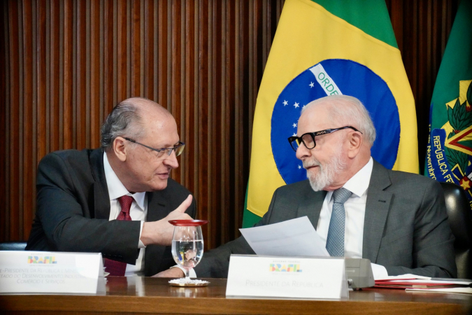 Alckmin e Lula durante reunião