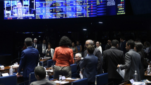 Plenário do Senado Federal durante sessão deliberativa extraordinária