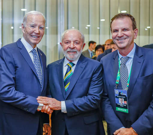 Presidente da República, Luiz Inácio Lula da Silva, com Joe Biden e Eduardo Paes