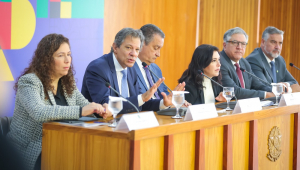 Esther Dweck, Fernando Haddad, Rio Costa, Simone Tebet, Alexandre Padilha e Paulo Pimenta participam de entrevista coletiva sobre o ajuste fiscal