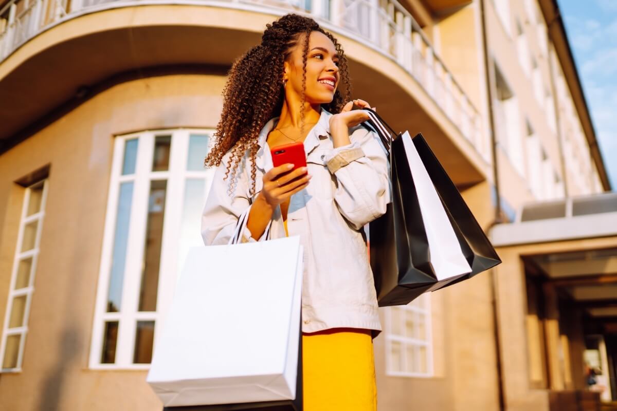 É importante redobrar os cuidados com as compras online durante a Black Friday 