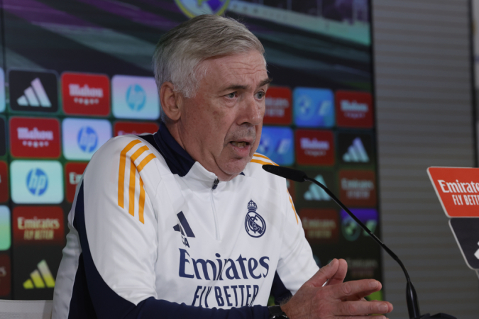 CARLO ANCELOTTI-REAL MADRID-COLETIVA