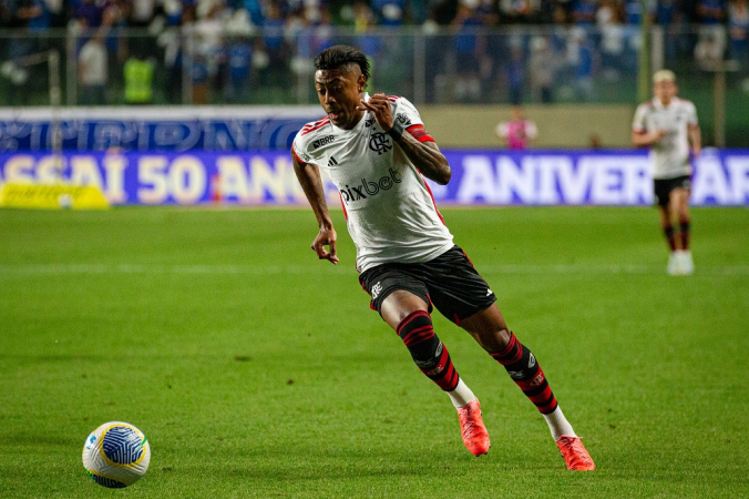 Bruno Henrique, do Flamengo, durante a partida entre Cruzeiro e Flamengo