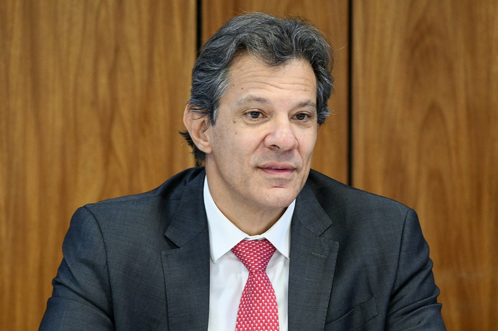 O ministro da Fazenda, Fernando Haddad, participa de reunião com as lideranças dos grupos de engajamento do G20, no Palácio do Planalto