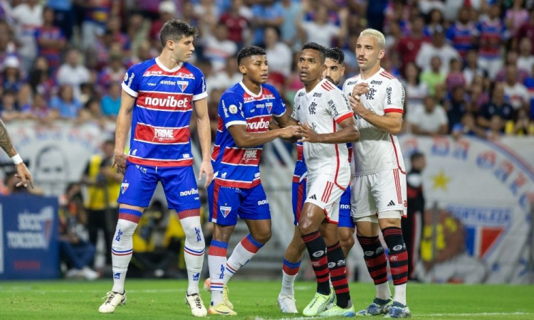 Fortaleza e Flamengo empatam sem gols e praticamente dão adeus ao sonho do título do Brasileiro