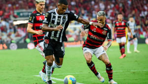 Lance do jogo entre Flamengo e Atlético-MG no Maracanã