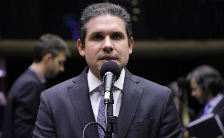 Deputado Hugo Motta diz que se preocupa com PEC que altera jornada de trabalho 6×1