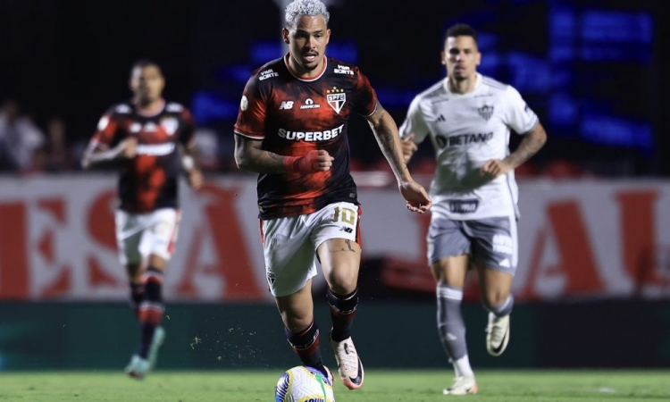 São Paulo garante vaga na Copa Libertadores de 2025 após empate com Atlético-MG