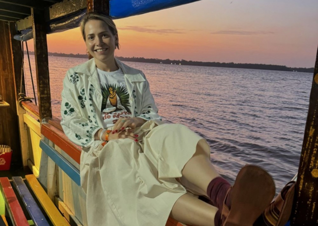 Leticia Colin durante o Círio de Nazaré, em Belém