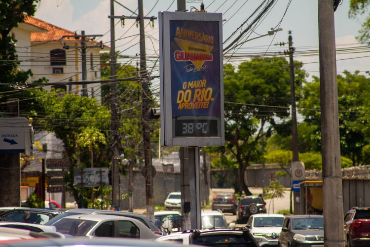 Rio de Janeiro enfrenta calor extremo e um dos dias mais quentes do ano nesta quinta-feira (28)