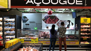 Carrefour Brasil admite suspensão de fornecimento de carne, mas nega desabastecimento