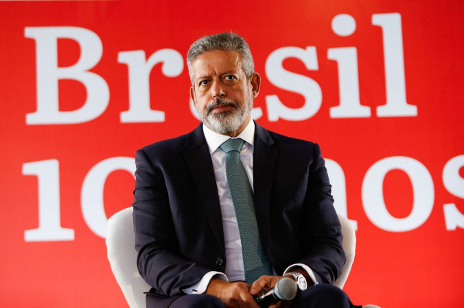 O presidente da Câmara, Arthur Lira (PP-AL), participa do Fórum Jota - o Brasil em 10 anos, realizado no hotel Royal Tulip, em Brasí­lia, nesta quarta- feira, 4 de dezembro de 2024