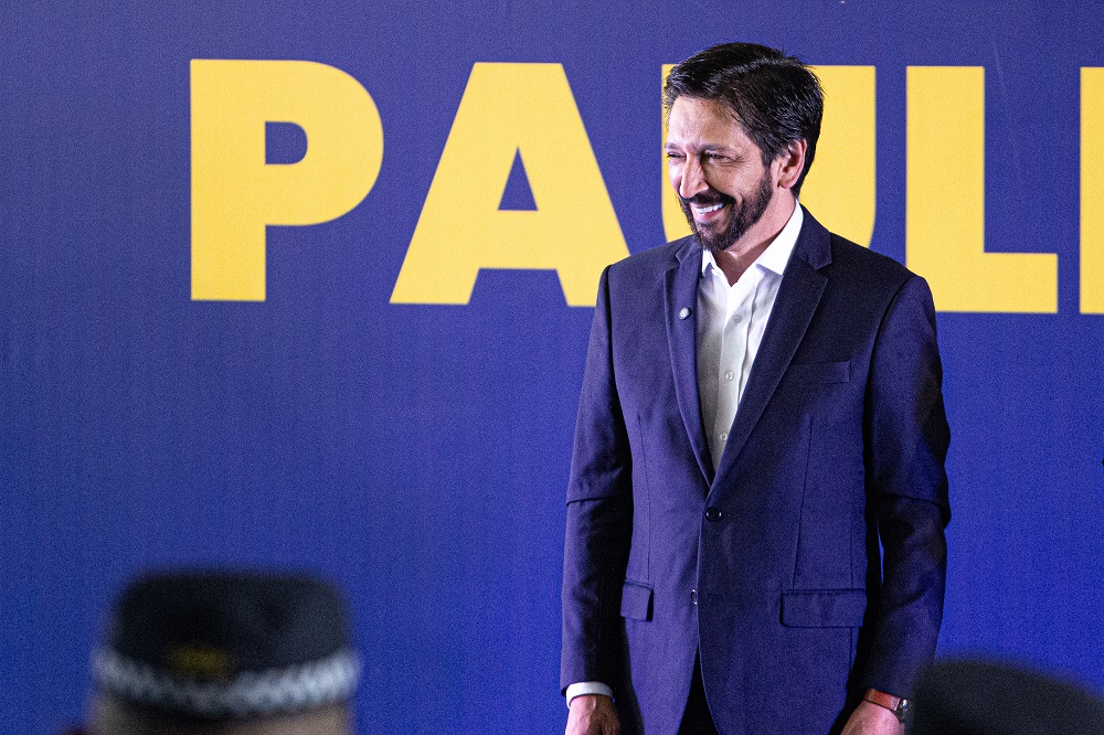 O prefeito da cidade de São Paulo, Ricardo Nunes (MDB), participa da cerimônia de entrega da Medalha Herói Paulistano, realizada na Praça das Artes, no centro da capital