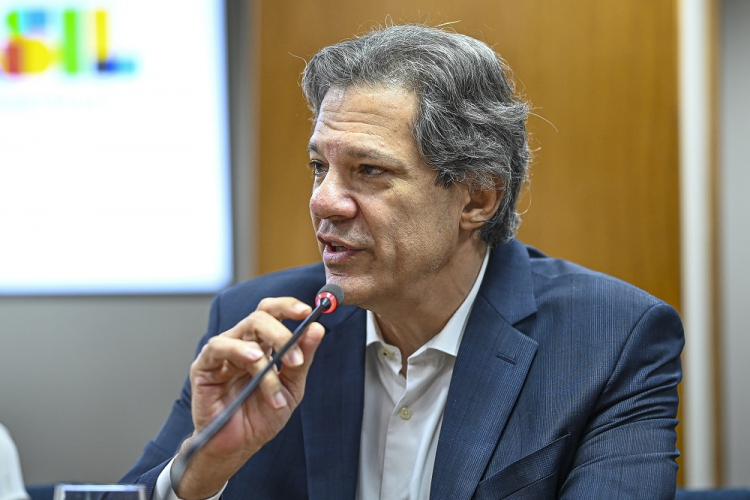 Haddad defende autonomia do Banco Central e diz que ‘não há pressão do governo’ sobre a taxa de juros