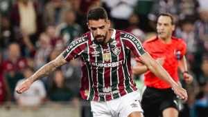 Renato Augusto em partida no Fluminense