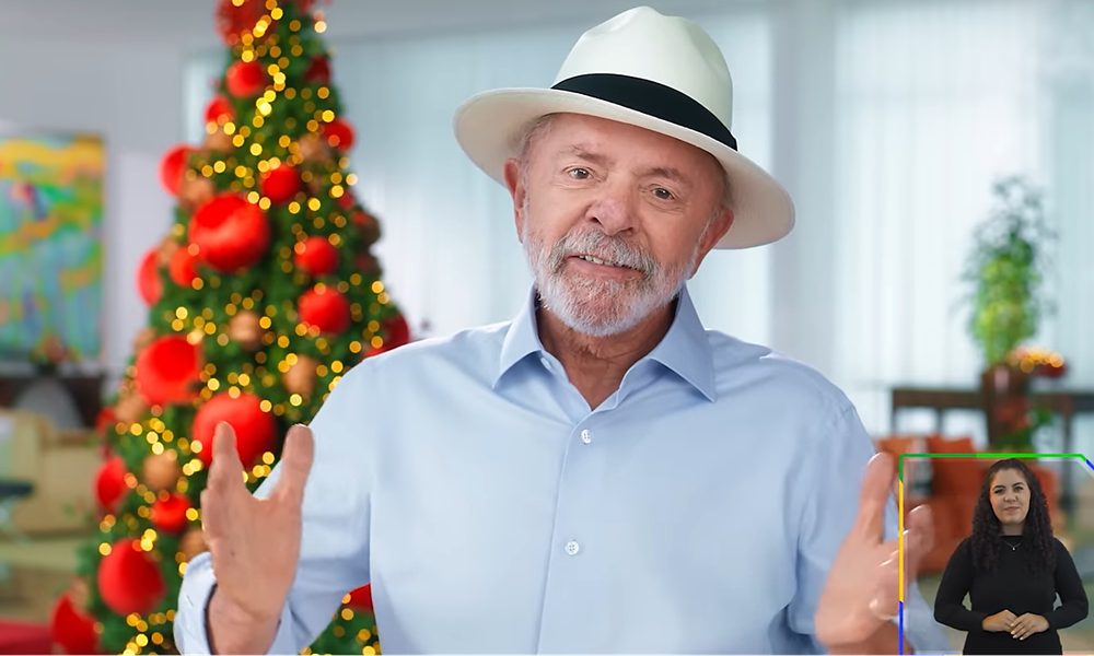 Lula faz discurso de Natal, transmitido em rede nacional