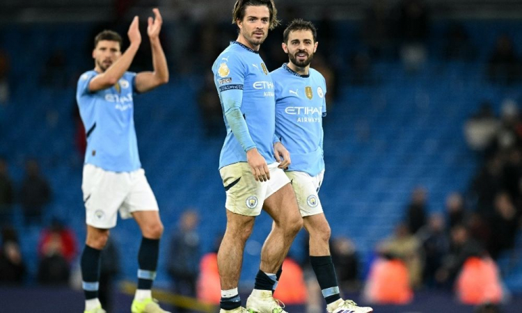 Campeonato Inglês: Arsenal vence clássico, Chelsea e City goleiam e Liverpool só empata