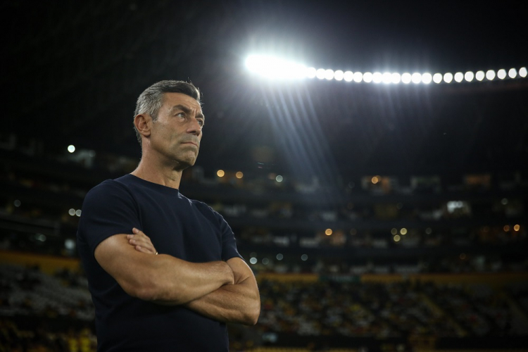 Santos anuncia Pedro Caixinha como novo treinador para 2025