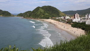 Praia do Tombo, em Guarujá