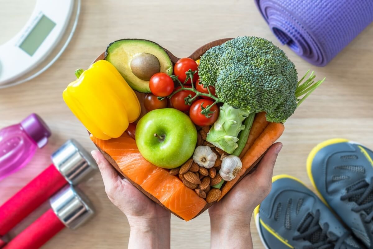 Alimentação equilibrada nutre o corpo e ajuda a prevenir doenças mentais 