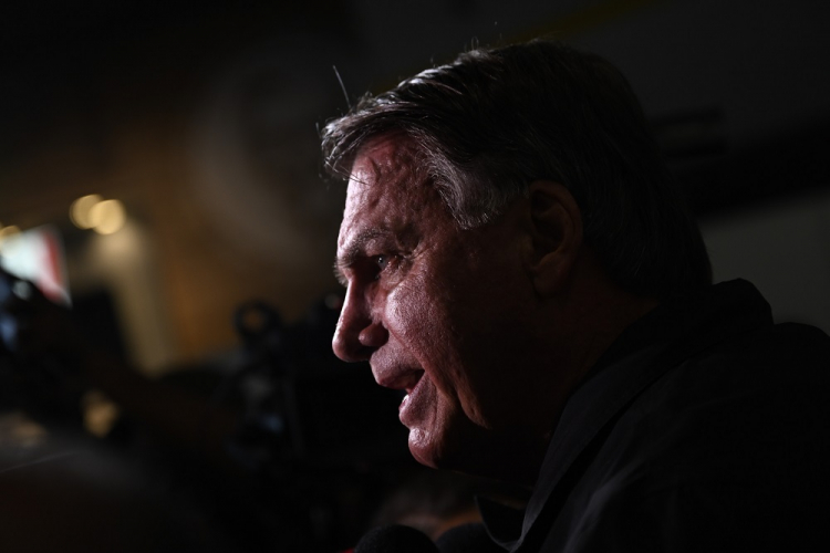 STF prevê julgar Bolsonaro ainda neste ano para evitar impacto nas eleições de 2026