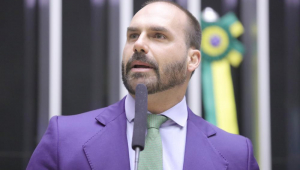 O deputado federal Eduardo Bolsonaro no plenário da Câmara dos Deputados