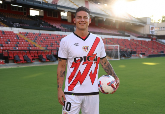 James Rodrígeuz em sua apresentação no Rayo Vallecano