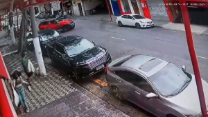 Motorista com CNH vencida é presa após atropelar cinco pessoas na Liberdade, no centro de São Paulo