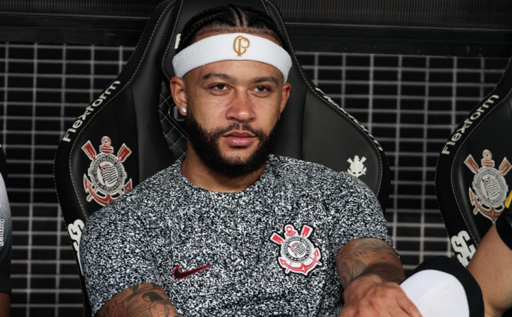CLUBE - ESPORTES - O jogador holandês Memphis Depay,
