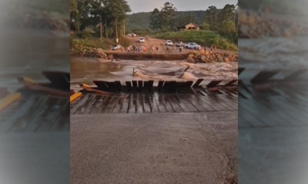 Ponte Provisória em Feliz