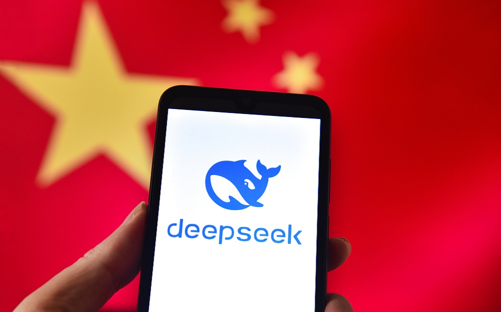 DeepSeek lança chatbot IA comparável ou superior a modelos ocidentais e assusta techs