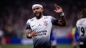 Memphis, do Corinthians, na partida de volta contra o Universidad Central, da Venezuela, pela segunda fase preliminar da Copa Libertadores