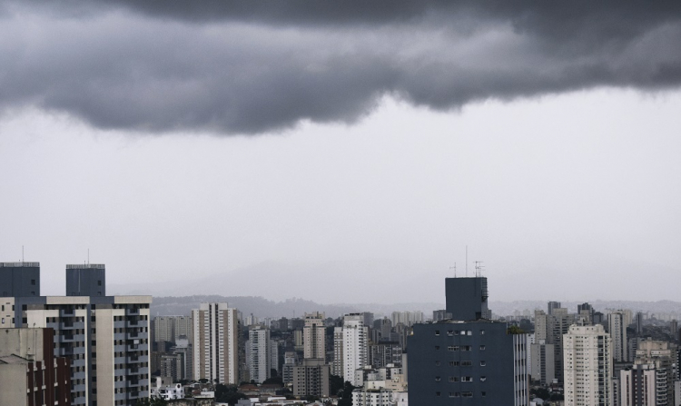 São Paulo terá pancadas de chuva nesta sexta