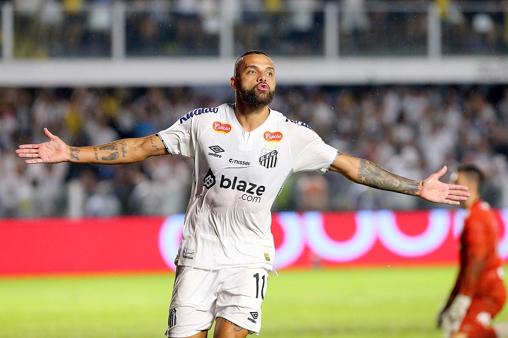 Comemoração do terceiro gol de Guilherme, do Santos, marcado diante do São Paulo