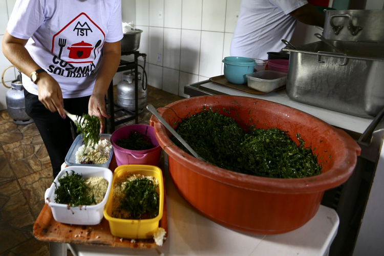 Cozinha Solidária: TCU revela falta de documentação que comprove entrega de alimentos