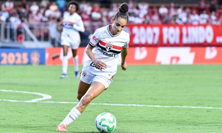 São Paulo derrota Corinthians, conquista Supercopa Feminina pela 1ª vez e acaba com hegemonia do rival