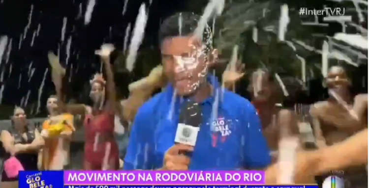 Repórter da Globo tem celular furtado durante transmissão ao vivo no Rio de Janeiro