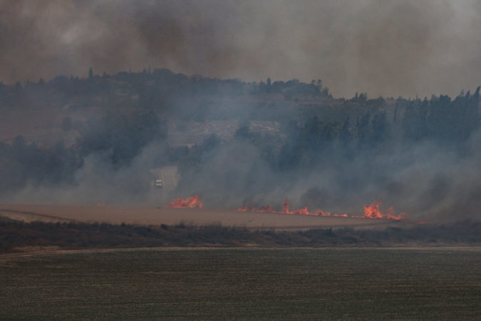 Incêndio florestal irrompe no centro de Israel