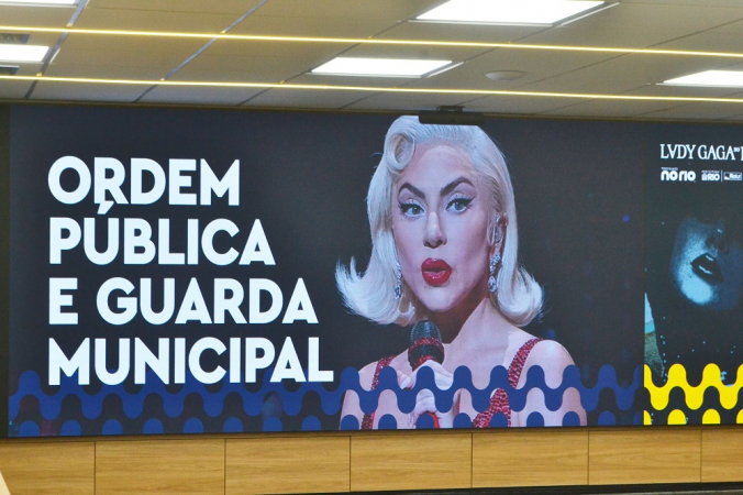A Riotur e demais órgãos operacionais da Prefeitura do Rio de Janeiro apresentaram, no Centro de Operações Rio (COR), nesta sexta-feira, 25, o esquema operacional para o show da cantora Lady Gaga, intitulado "Lady Gaga Todo Mundo no Rio", que será realizado na Praia de Copacabana